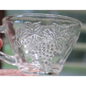 Anchor Hocking Vintage Grape Pattern Clear Glass Punch Cups Set of 11